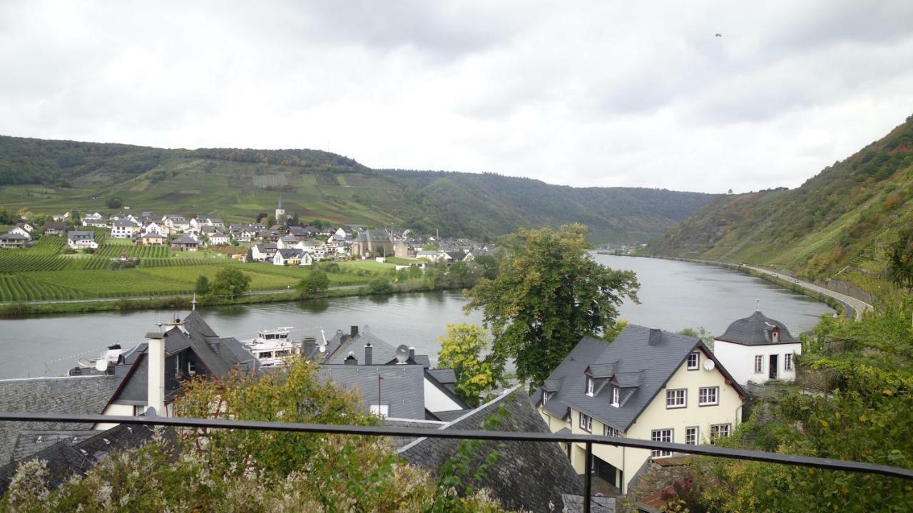 Ferienhaus Erich Bremm Mit Moselblick Neef المظهر الخارجي الصورة